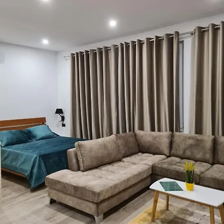 Cane Apartman Tirana