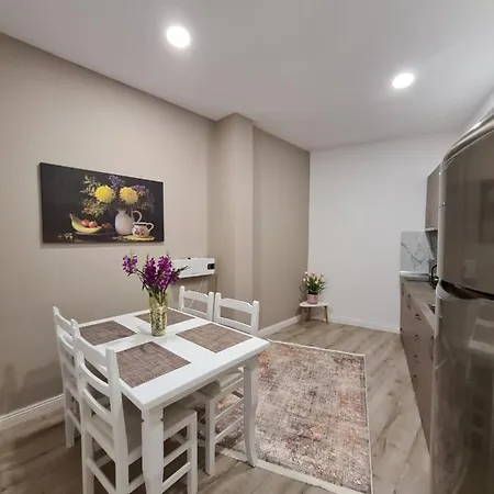 Cane Apartman Tirana